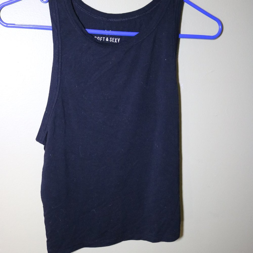 black crop muscle tee
